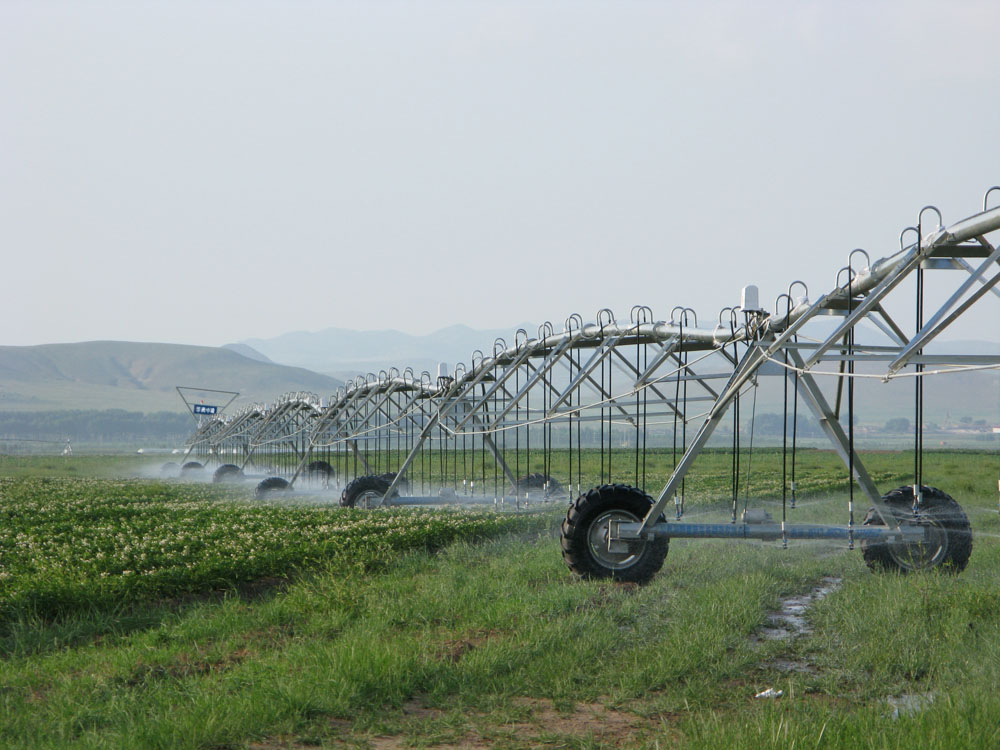 DYP-325電動圓形噴灌機